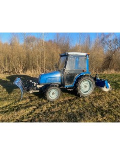 ISEKI TF 23 F su šluota ir...